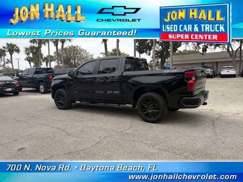 Used 2025 Chevrolet Silverado 1500 Custom image 8