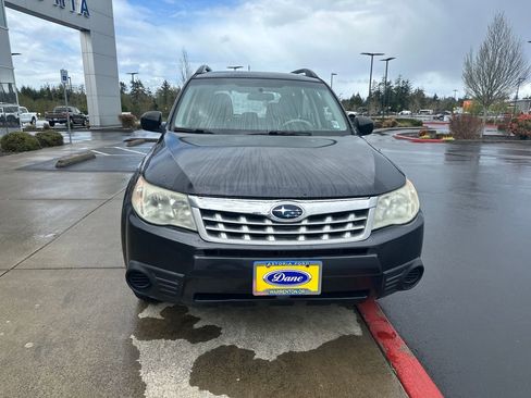 Used 2012 Subaru Forester 2.5X w/ Alloy Wheel Pkg AWD/4WD image 7