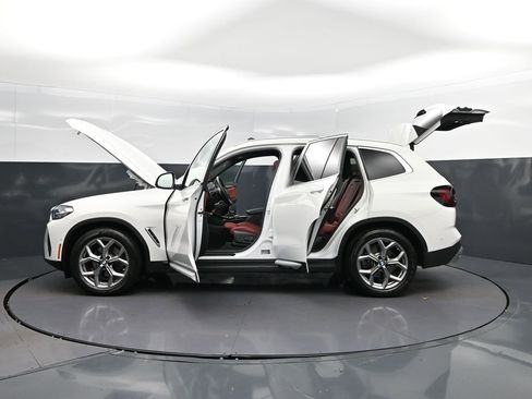 Certified 2024 BMW X3 sDrive30i w/ Convenience Package RWD image 46
