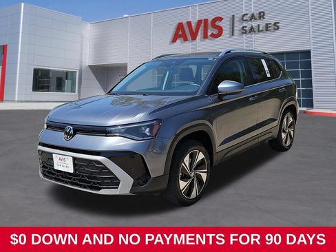 Used 2025 Volkswagen Taos SE AWD/4WD image 1