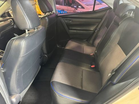Used 2019 Toyota Corolla SE w/ SE Premium Package FWD image 13