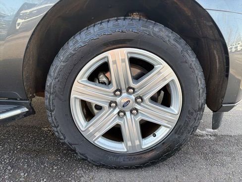 Used 2020 Ford Expedition Max XLT w/ Equipment Group 202A image 6