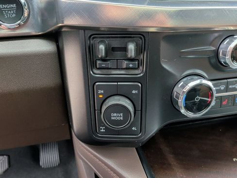 New 2026 Ford F250 King Ranch w/ Chrome Package AWD/4WD image 32