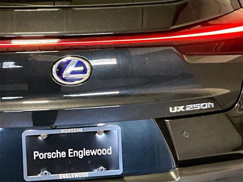 Used 2019 Lexus UX 250h image 13