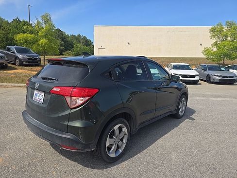 Used 2017 Honda HR-V EX image 4