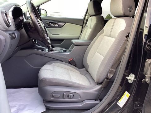 Used 2021 Chevrolet Blazer LT FWD image 13