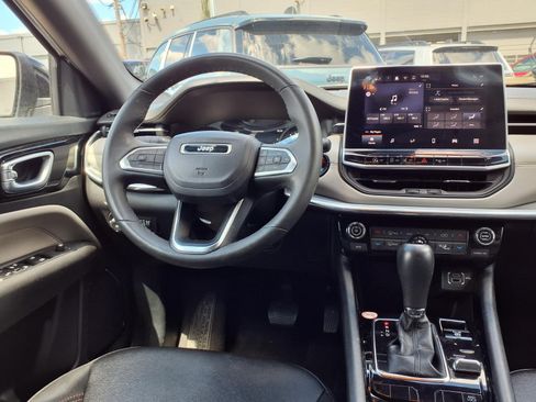Certified 2024 Jeep Compass Limited AWD/4WD image 6