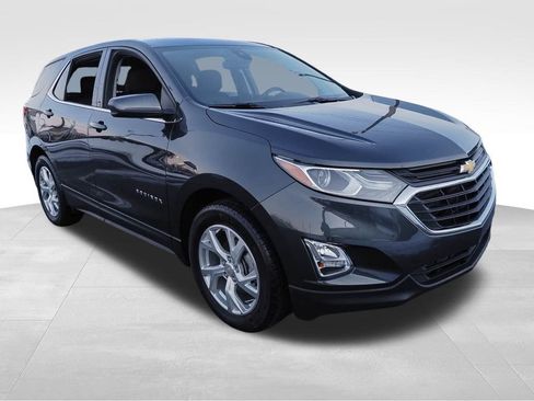 Used 2020 Chevrolet Equinox LT image 3