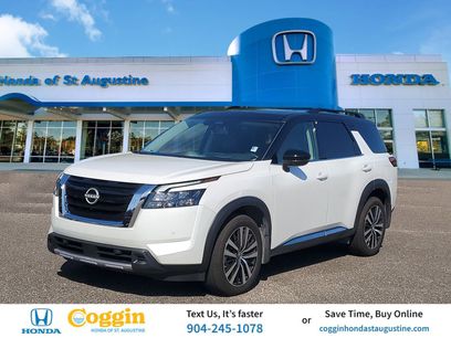 Used 2025 Nissan Pathfinder Platinum