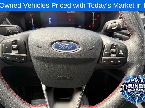 Used 2025 Ford Escape ST-Line Select AWD/4WD image 22