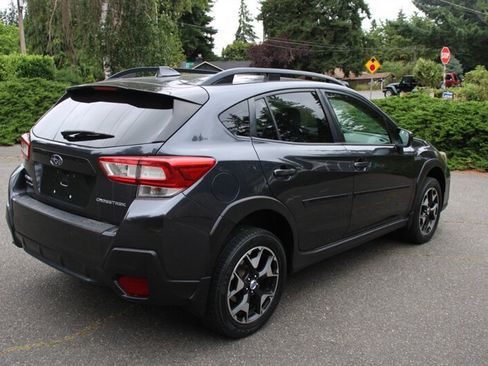 Used 2018 Subaru Crosstrek 2.0i Premium AWD/4WD image 3