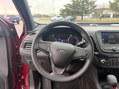 Used 2023 Chevrolet Equinox RS w/ LPO, Floor Liner Package image 11