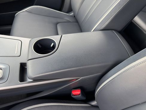 Used 2019 Hyundai Nexo Blue image 14