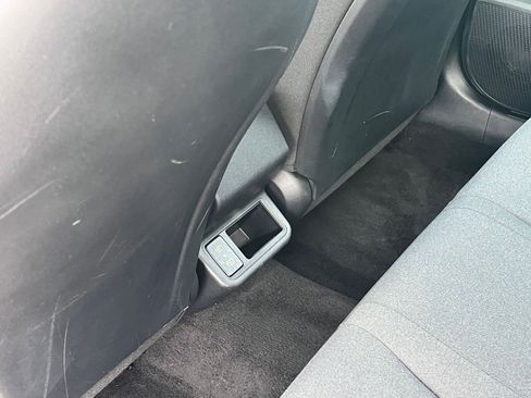 Used 2025 Kia K4 LXS image 23