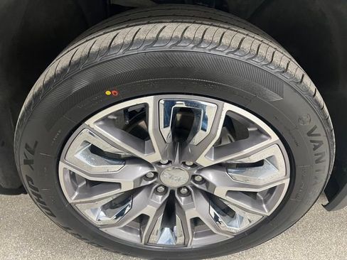 Used 2023 GMC Sierra 1500 Denali w/ Denali Reserve Package image 15