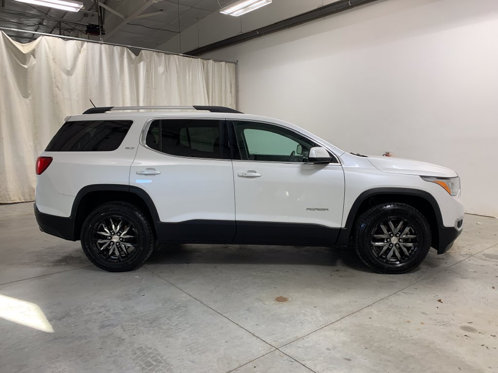 Used 2017 GMC Acadia SLT AWD/4WD image 11