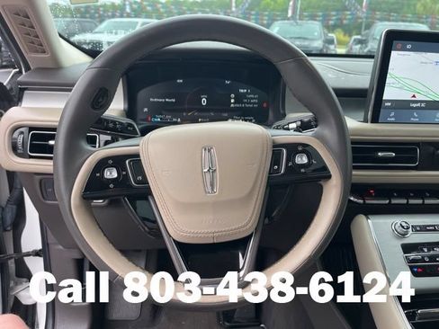 Used 2023 Lincoln Aviator 2WD w/ Premium Package image 20