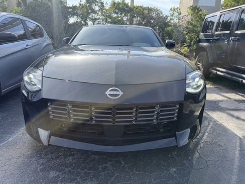 Used 2025 Nissan Z Performance w/ Floor Mat Package RWD image 2