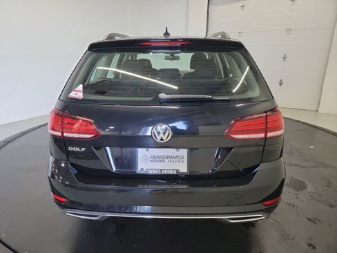 Used 2019 Volkswagen Golf S FWD image 8