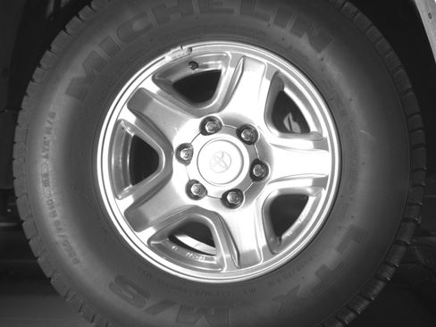 Used 2000 Toyota 4Runner SR5 AWD/4WD image 12