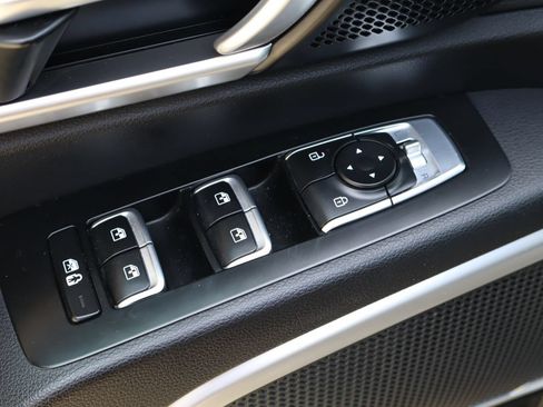 Used 2020 Kia Telluride S FWD image 18