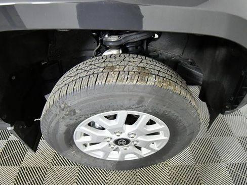 Used 2024 Toyota Tacoma SR5 image 17