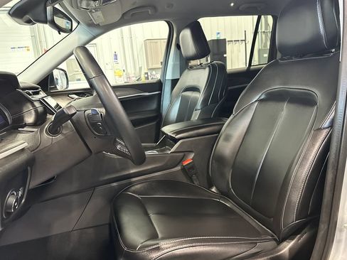 Used 2024 Jeep Grand Cherokee Limited AWD/4WD image 20