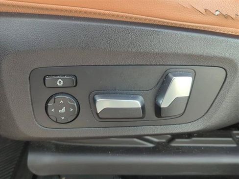 Used 2019 BMW X3 sDrive30i w/ M Sport Package 2 RWD image 9