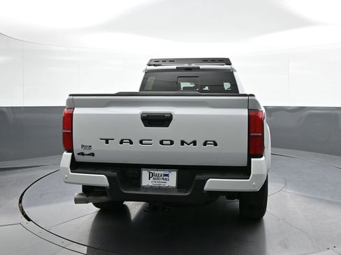 New 2024 Toyota Tacoma TRD Sport w/ TRD Sport Upgrade Package AWD/4WD image 7