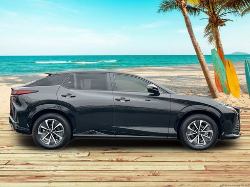 Used 2023 Lexus RZ 450e Premium w/ Technology Package AWD/4WD image 7