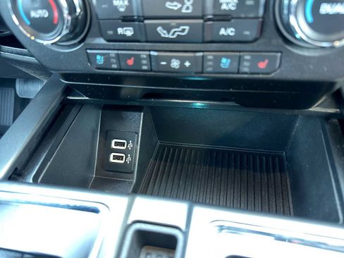 Used 2019 Ford F150 Lariat AWD/4WD image 28