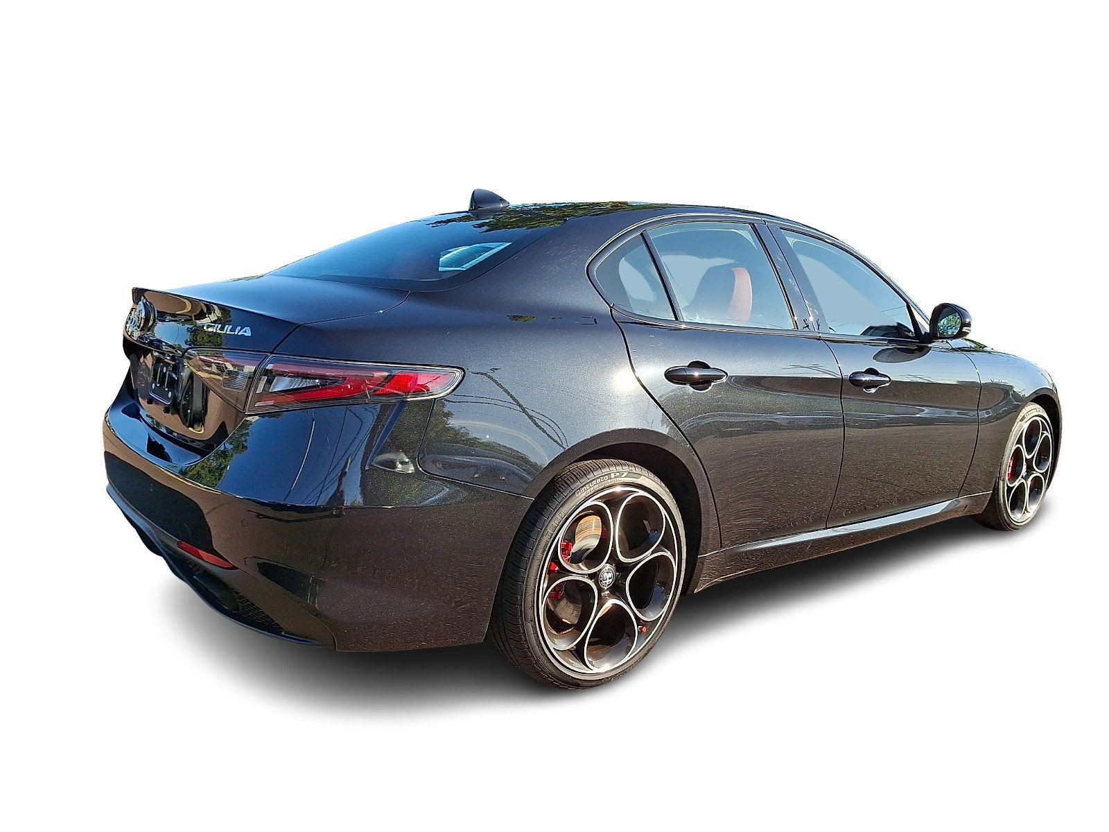 Used 2025 Alfa Romeo Giulia AWD w/ Veloce Package AWD image 6