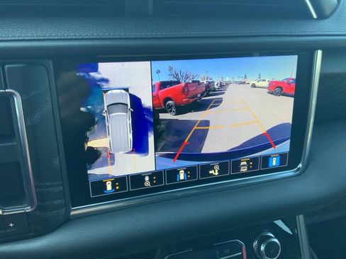Used 2021 GMC Yukon XL Denali w/ Denali Premium Package AWD/4WD image 26