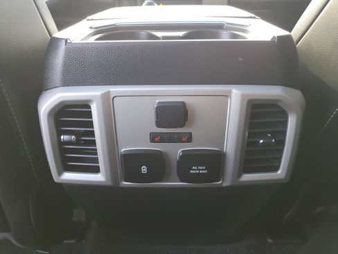 Used 2020 Ford F150 Lariat w/ Equipment Group 502A Luxury AWD/4WD image 10