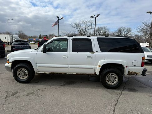 Used 2003 Chevrolet Suburban 2500 LT w/ LT Preferred Equipment Group AWD/4WD image 8