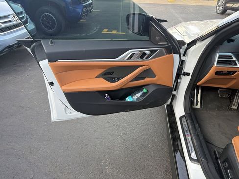 Certified 2025 BMW 440i xDrive w/ Premium Package image 11