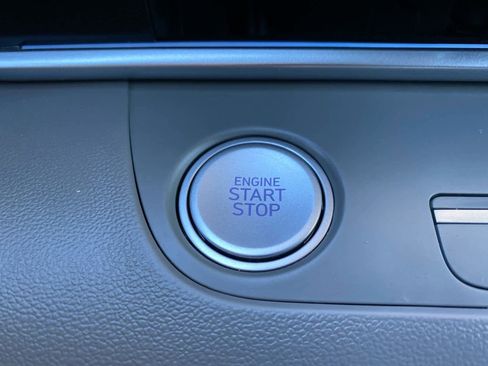 New 2025 Hyundai Elantra SEL w/ Cargo Package image 25