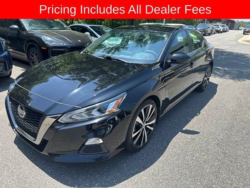 Used 2019 Nissan Altima 2.5 SR AWD/4WD image 3