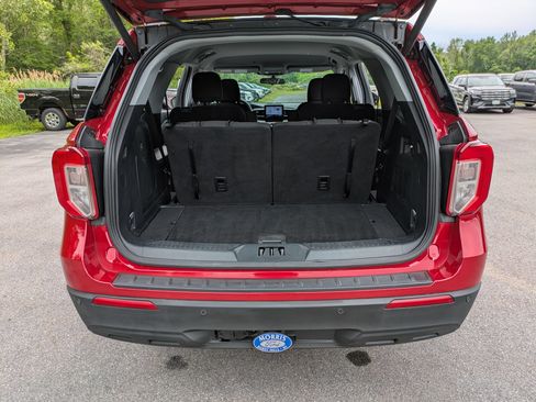 Certified 2023 Ford Explorer XLT w/ Class IV Trailer Tow Package AWD/4WD image 19
