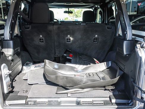 Used 2020 Jeep Wrangler Unlimited Sport S image 26