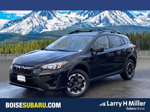 Used 2023 Subaru Crosstrek 2.0i image 1
