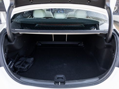 Used 2023 Mercedes-Benz C 300 Sedan image 33