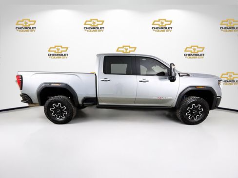 Used 2024 GMC Sierra 2500 AT4X AWD/4WD image 8
