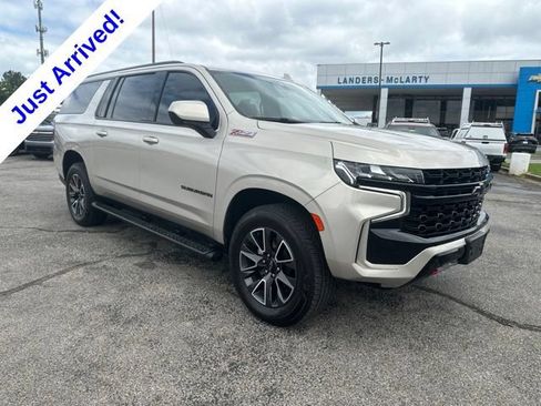 Used 2021 Chevrolet Suburban Z71 AWD/4WD image 1