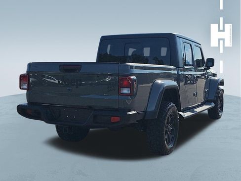 Used 2023 Jeep Gladiator Willys image 3
