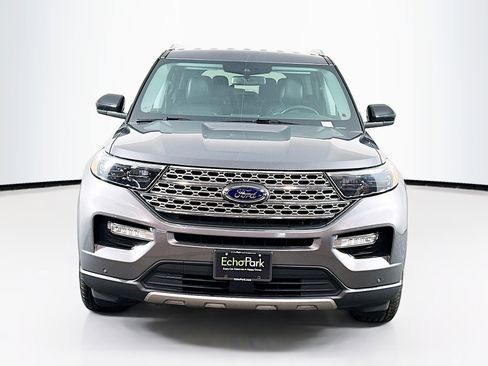 Used 2022 Ford Explorer Limited image 2