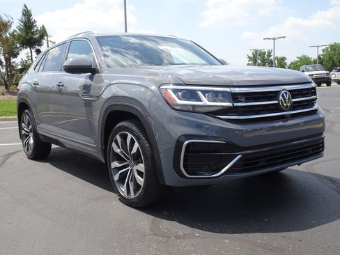 Used 2023 Volkswagen Atlas Cross Sport SEL Premium R-Line AWD/4WD image 11