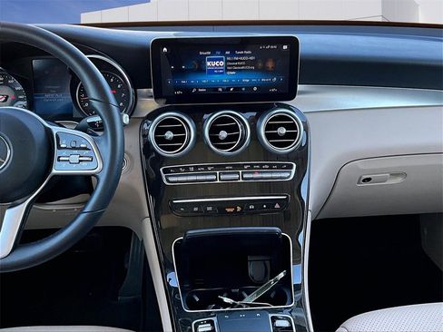 Used 2022 Mercedes-Benz GLC 300 image 16