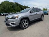 Used 2019 Jeep Cherokee Limited image 4