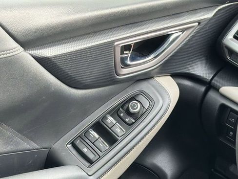 Used 2022 Subaru Forester Limited w/ Popular Package #3 image 17